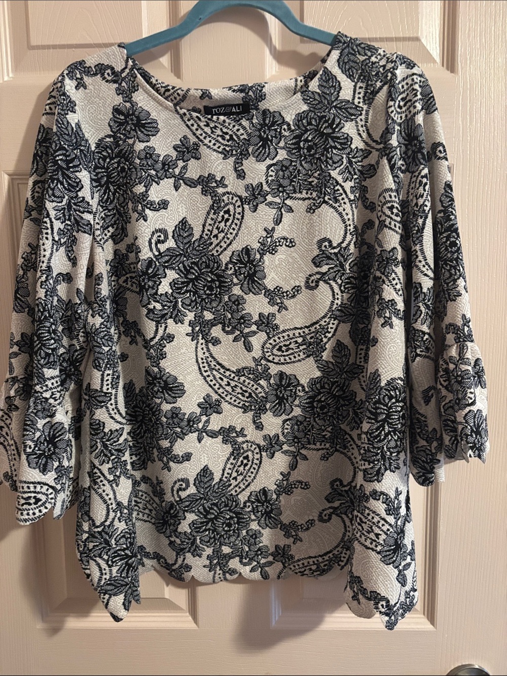 TOZALI Cream & Black Floral Paisley Knit Top